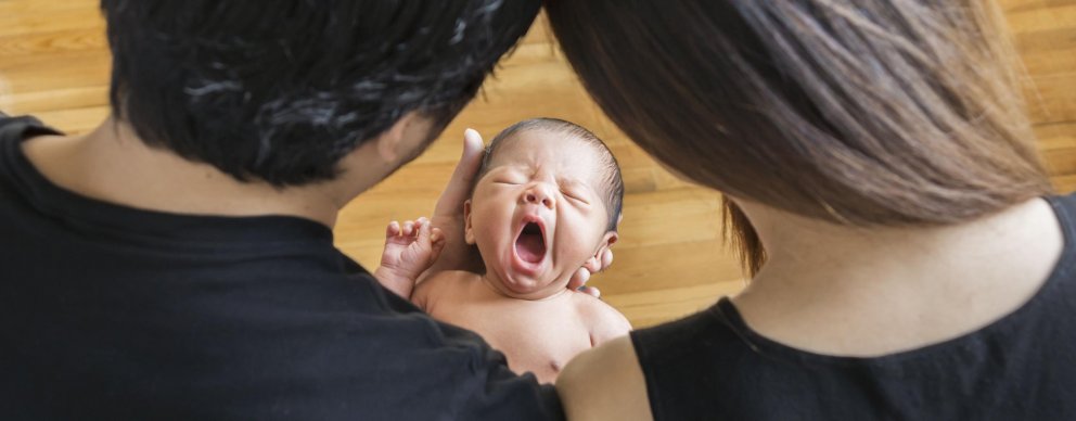 maternity-care-couple-with-baby