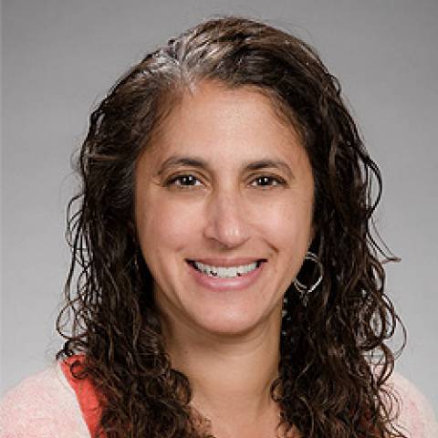 Provider headshot ofVicki Mendiratta M.D.